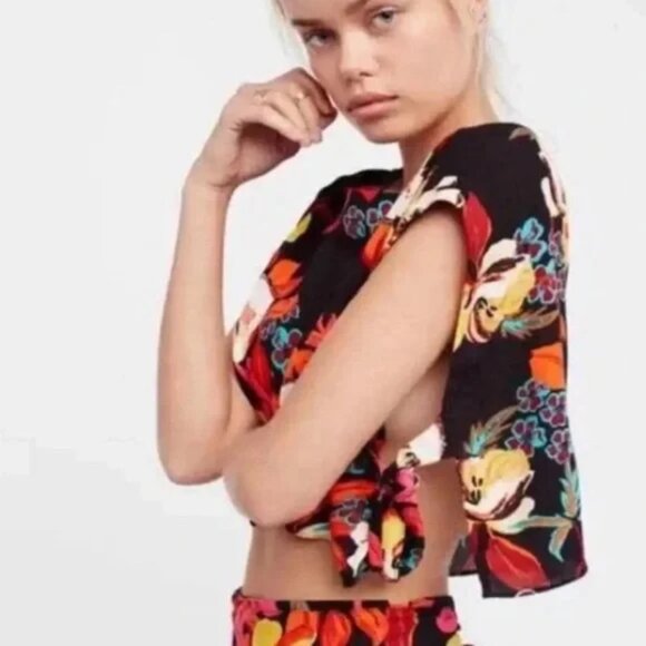 Free People Floral Sundown Printed Side Tie Crop Top Size S EUC - Picture 2 of 14